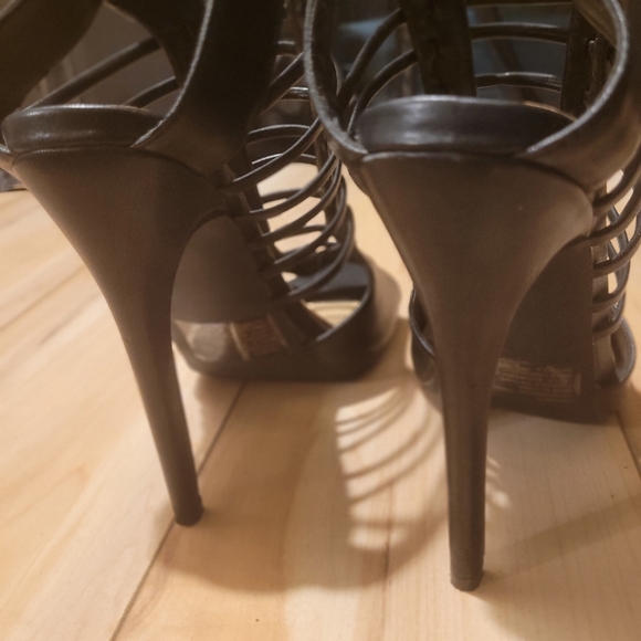 Cadance Caged Stiletto Heel - Picture 12 of 15